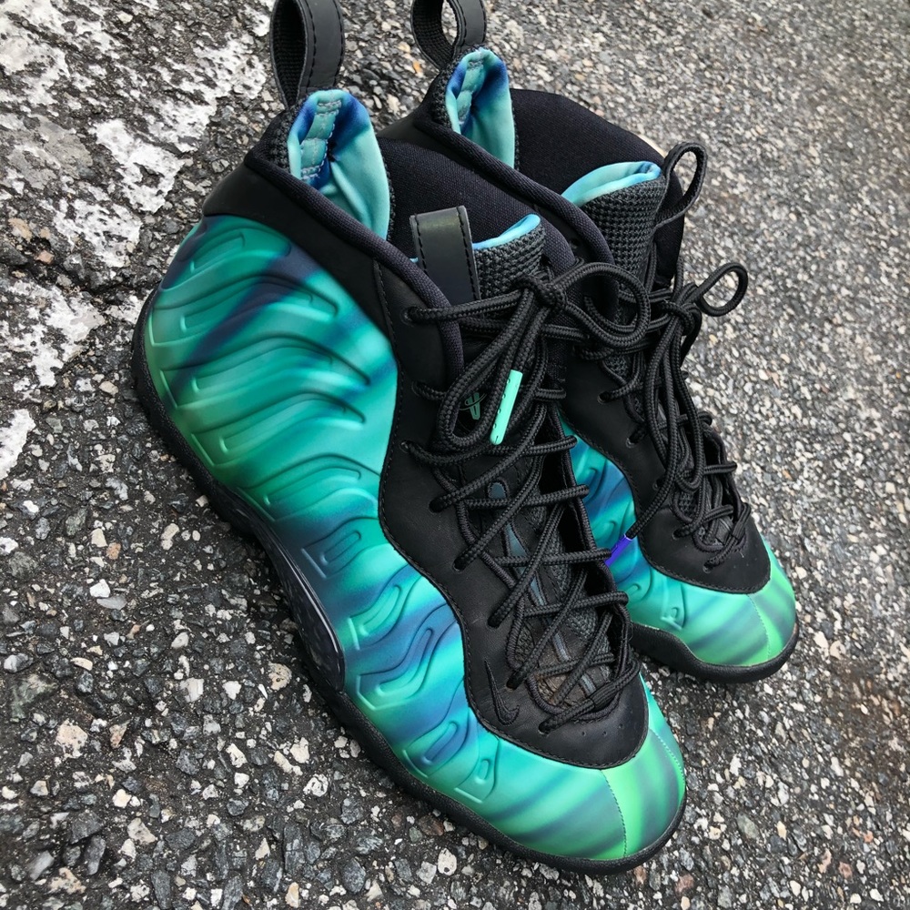 Northern lights Nike foams